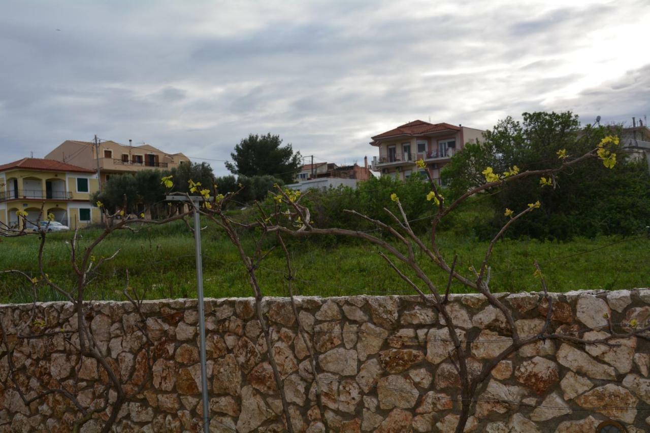 Lotus Sea View Apartments Lixouri Exterior photo